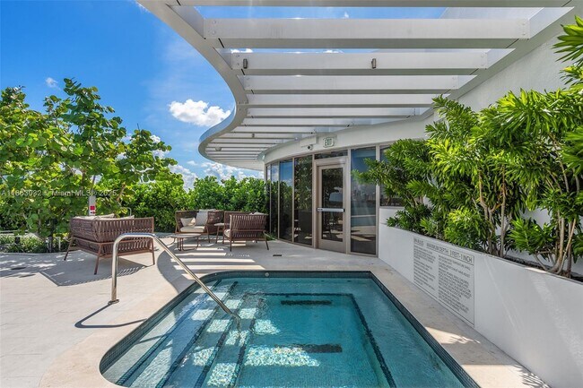 Building Photo - 1135-1103 103rd St