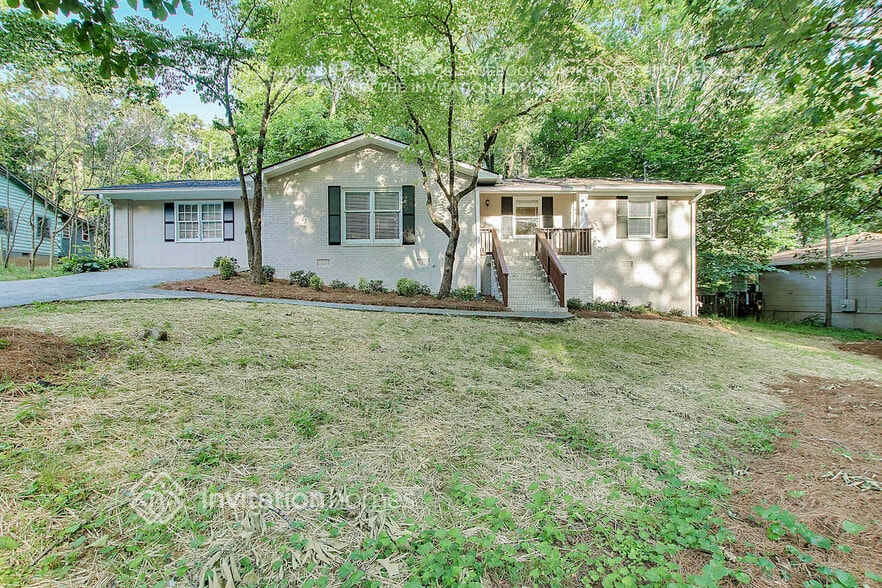 Building Photo - 5447 Blackhawk Dr