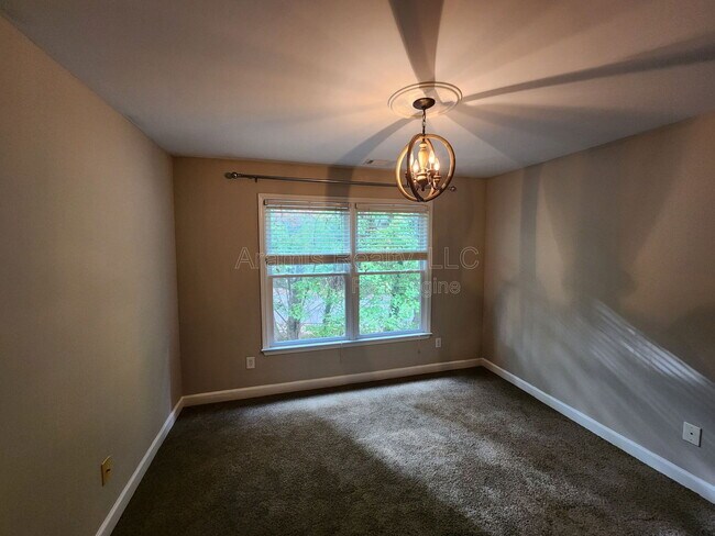 Building Photo - 2681 Oak Village Trail