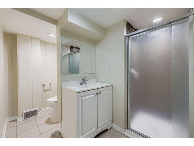 Building Photo - 1683 Minnehaha Ave E