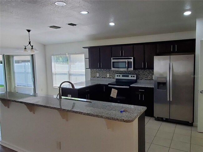 Building Photo - 5521 SW 43rd St