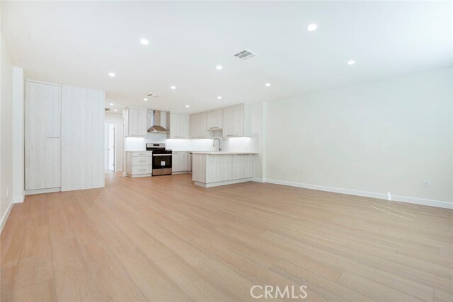 Building Photo - 7103 Greeley St