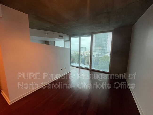 Building Photo - 210 N Church St