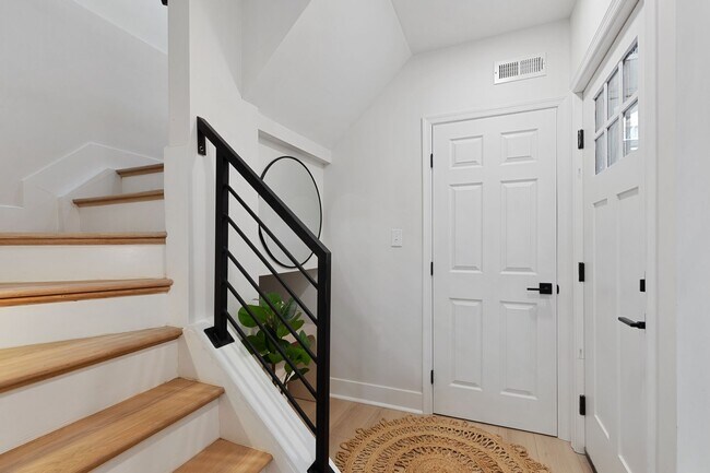 Building Photo - STUNNING 4 Level Fells Point Rowhome! WITH...