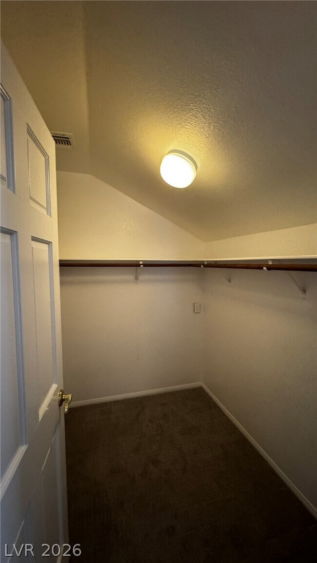Building Photo - 2921 Channel Rock Dr