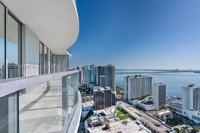 Building Photo - 1400 Biscayne Blvd