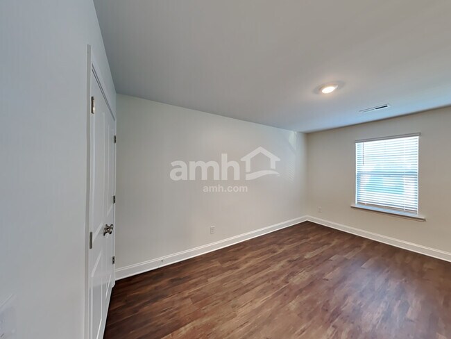 Building Photo - 11134 Hazel Gdns Dr