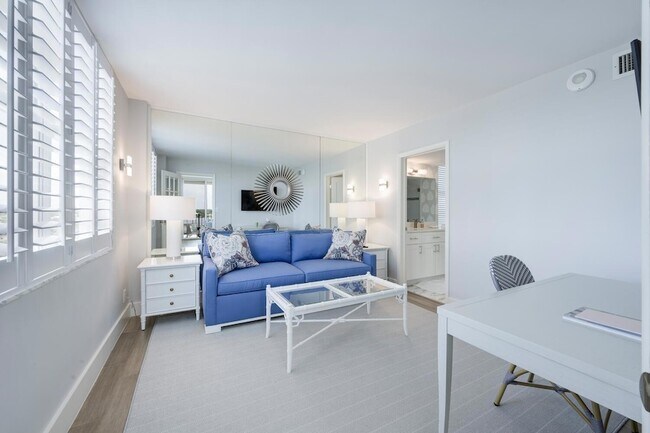 Building Photo - 1701 S Flagler Dr