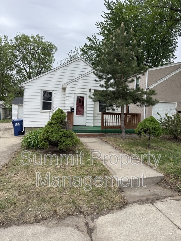 Building Photo - 514 N French Ave