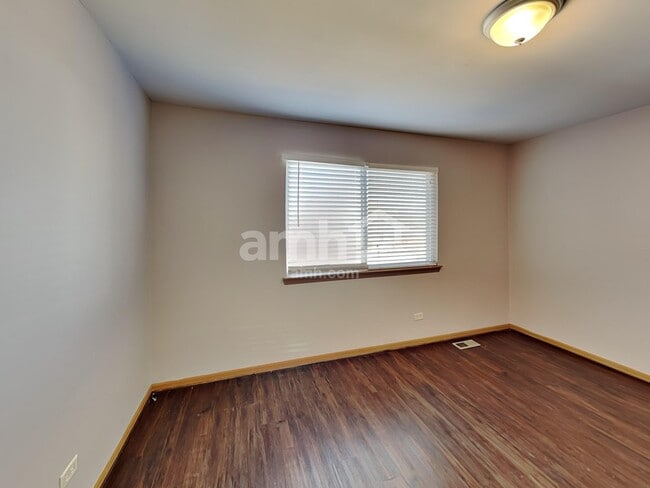 Building Photo - 5308 W Orchard Trail