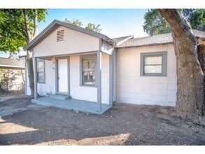 Building Photo - Great Amazing Home So Close to Downtown