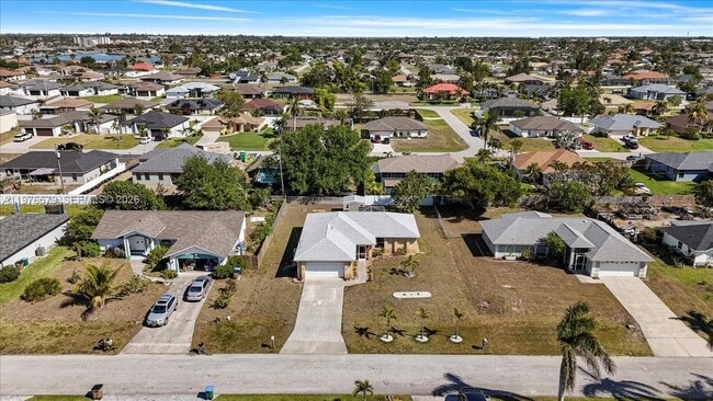 Building Photo - 1205 SW 29th Terrace