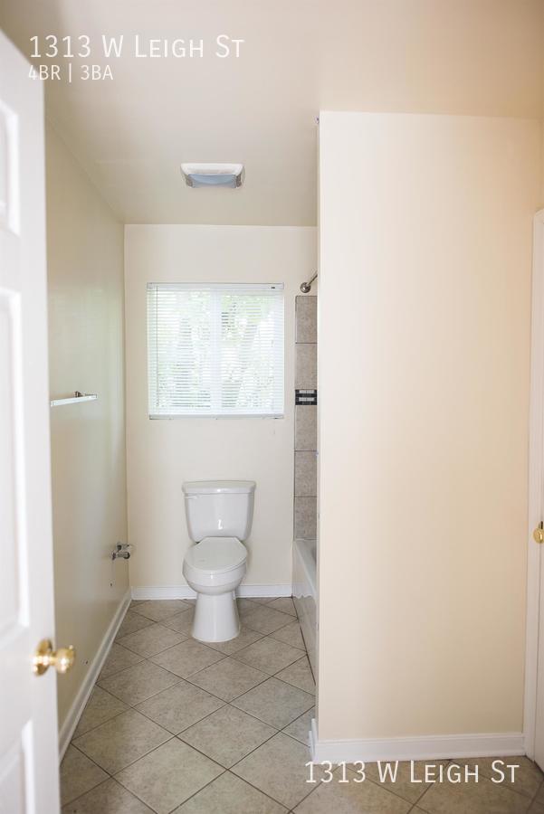 Building Photo - Modern 4-Bedroom Home Near VCU with Renova...