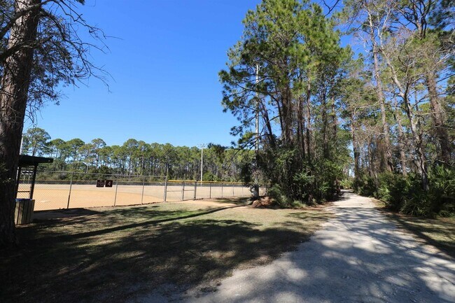 Building Photo - 311 Sandstone Dr