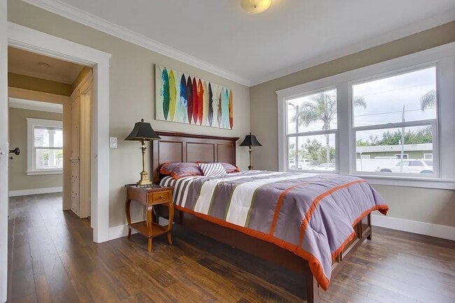 Building Photo - 4004 Arizona St