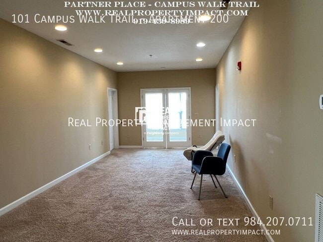 Building Photo - 101 Campus Walk Trl