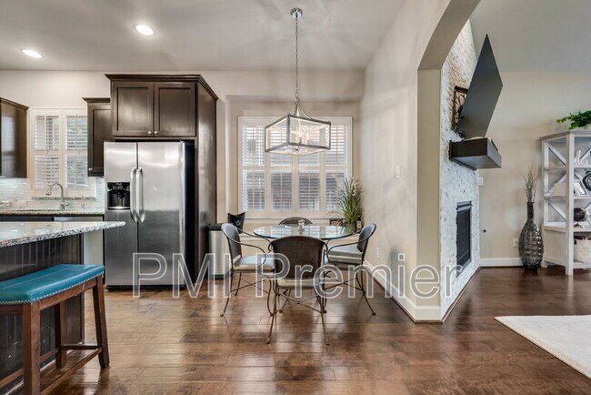 Building Photo - 1212 Arrow Park Way