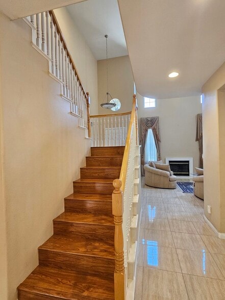 Building Photo - 11871 Mahogany Dr