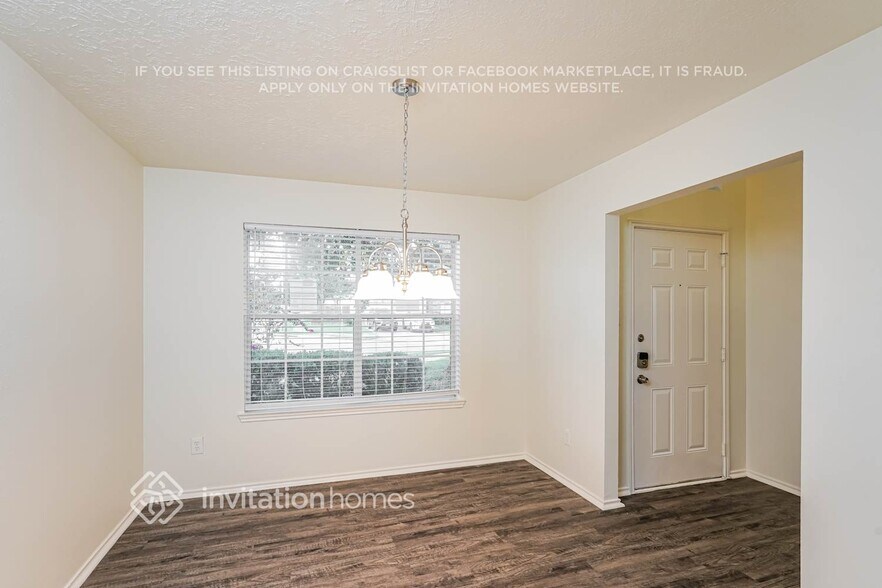 Building Photo - 3506 Chatwood Dr