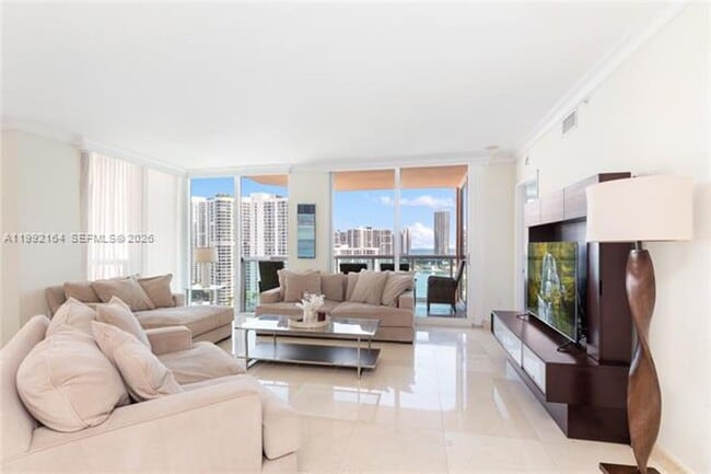 Building Photo - 3370 NE 190th St