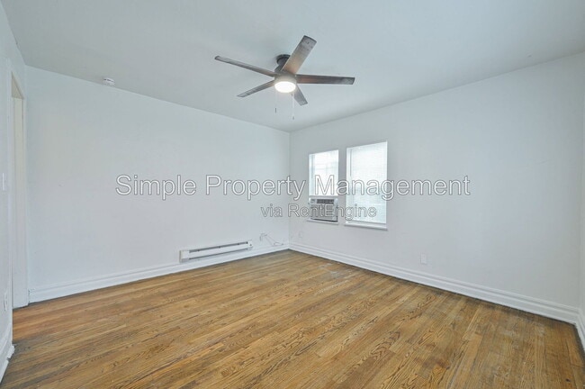 Building Photo - 4012 E Reno Ave