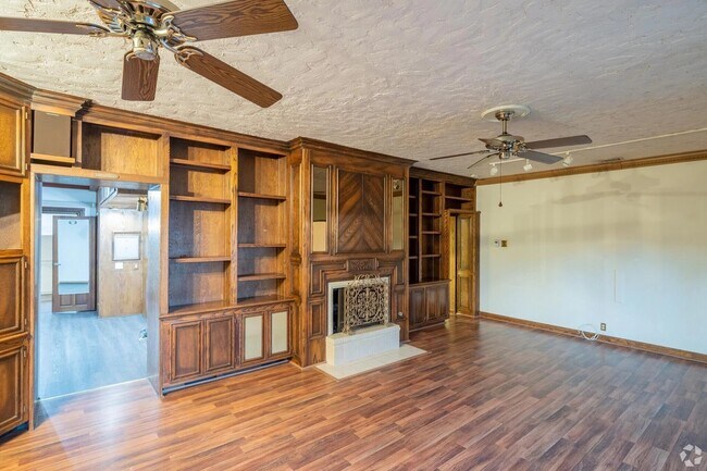 Interior Photo - 1757 E Ocean Blvd