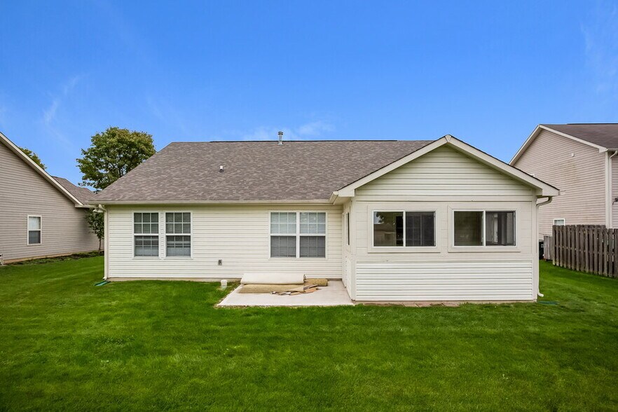 Building Photo - 152 Heartwood Hill