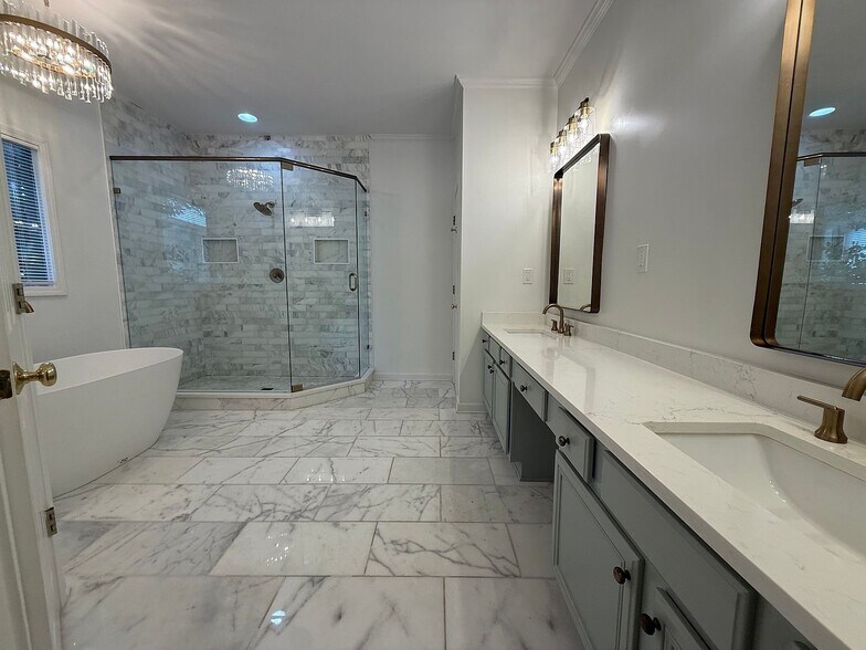 Building Photo - 83 Asphodel Dr