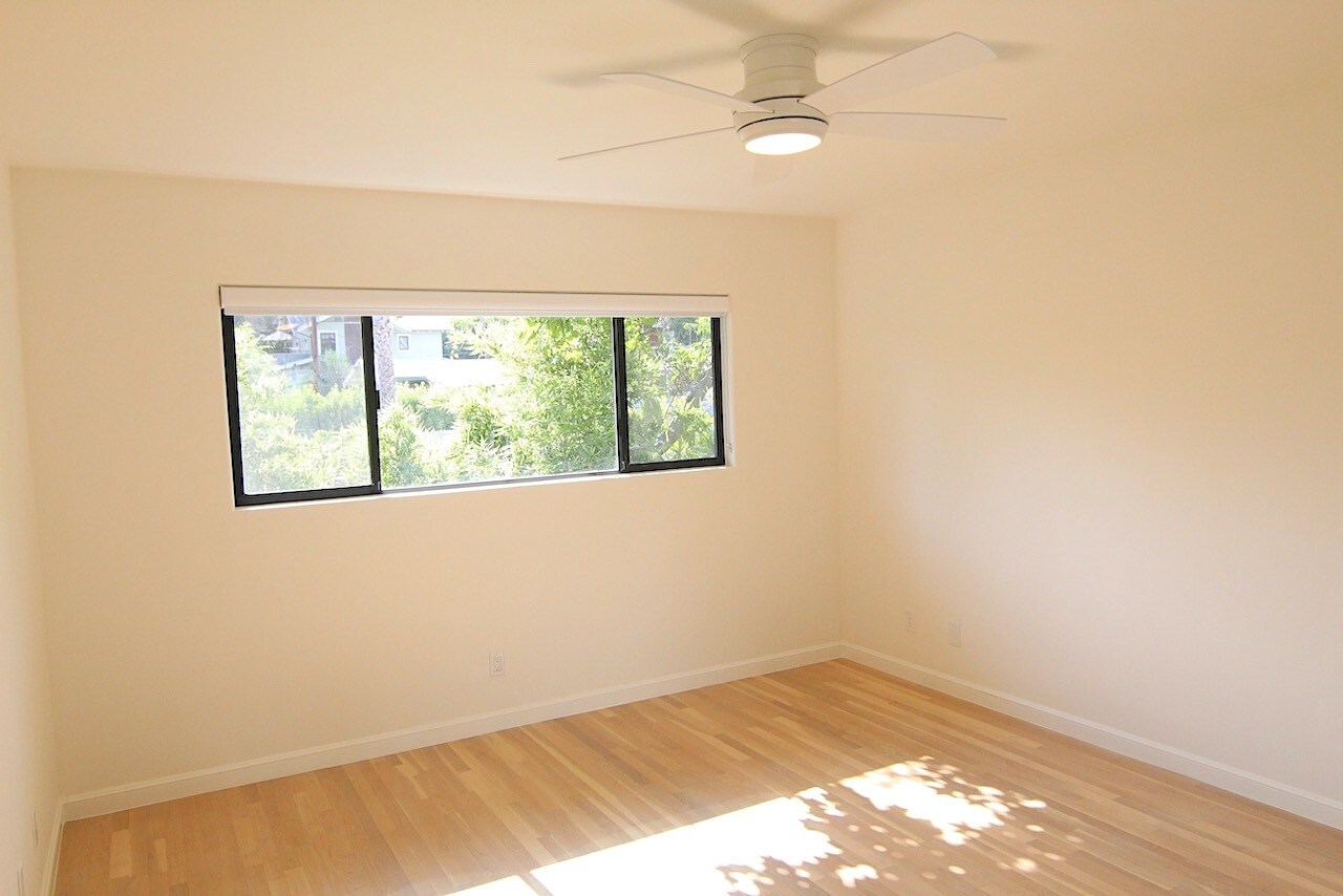 Building Photo - 6345 Primrose Ave