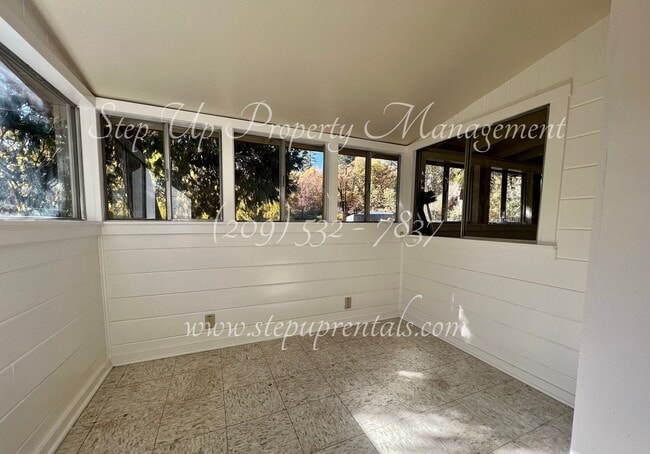 Building Photo - Newly Remodeled 2 Bed 1 Bath w/ Water, Septic and Trash Service Included!