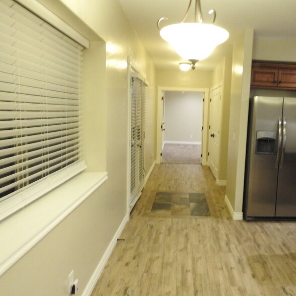 Building Photo - 15547 Thunder Gulch Dr