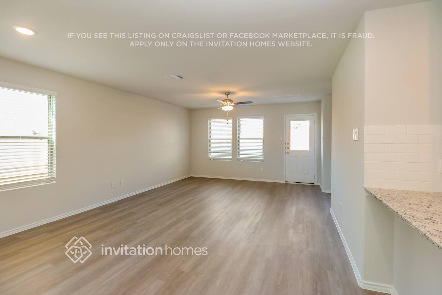 Building Photo - 10911 Heliosphere Wy