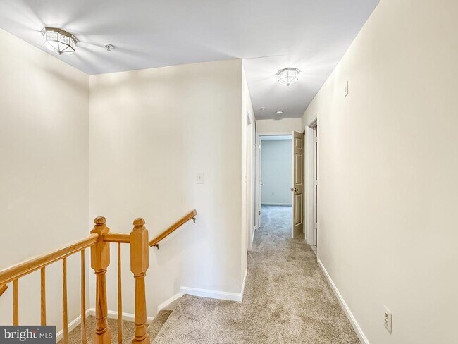 Building Photo - 1546 Northern Neck Dr