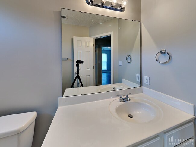 Building Photo - 9929 Austin Samuel Pl