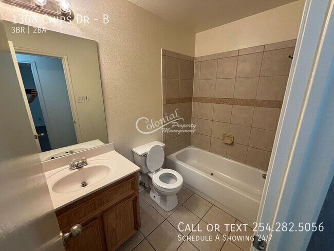 Building Photo - 1308 Chips Dr