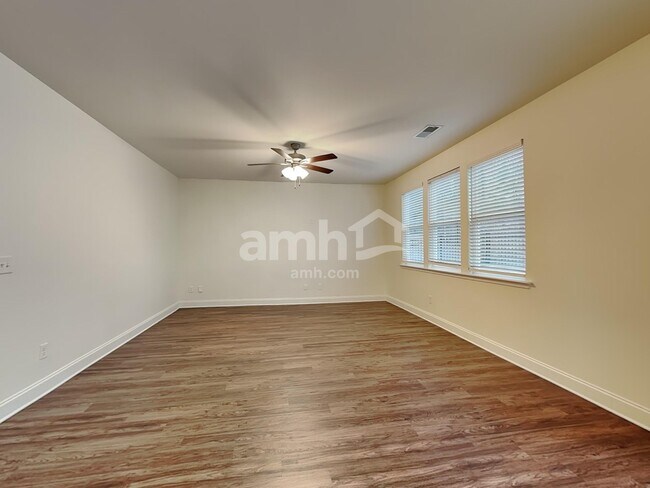 Building Photo - 1190 Ashlyn Ct