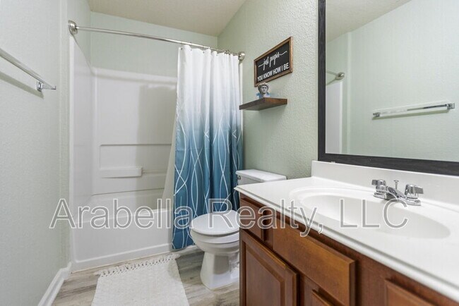 Building Photo - 9810 Moffitt Dr