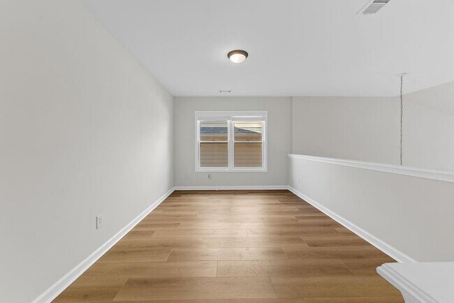 Building Photo - 3476 Harvest Ridge Ln NE