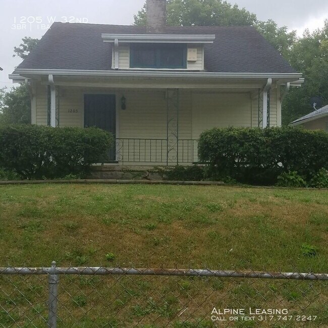 Building Photo - Northwest!!