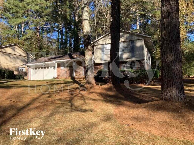 Building Photo - 1478 Spruce Ridge Way