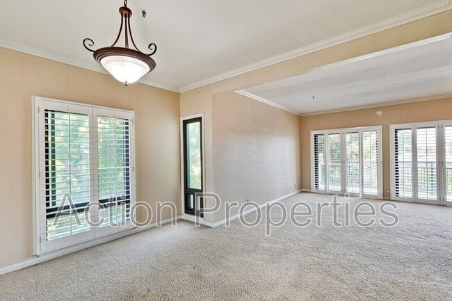 Building Photo - 2200 Agnew Rd