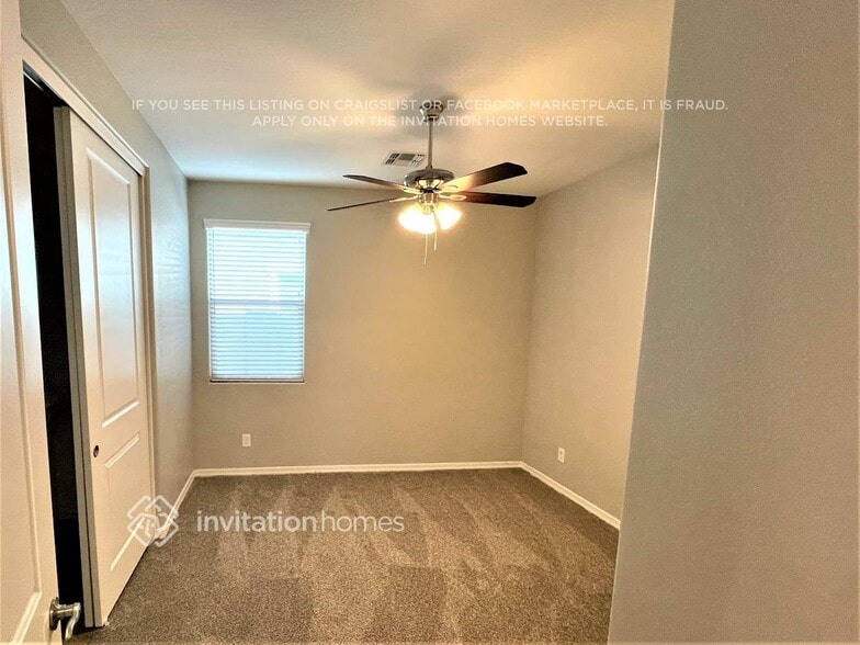 Building Photo - 19981 W Glenrosa Ave