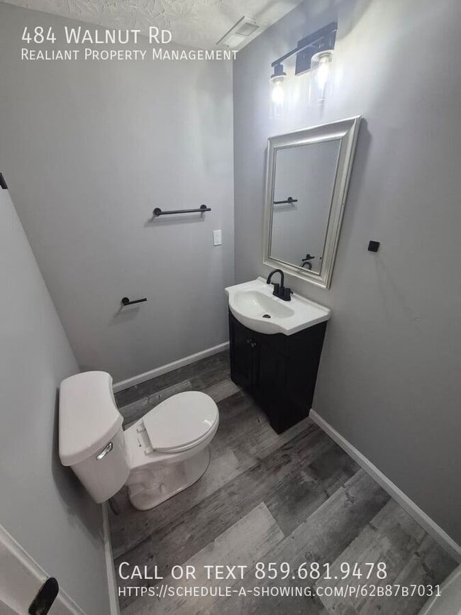 Building Photo - 484 Walnut Rd