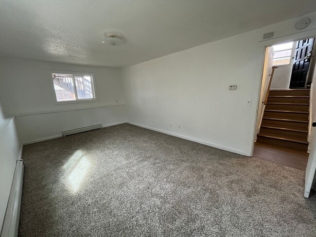 Building Photo - Newly Updated Duplex in Northwest Fort Collins