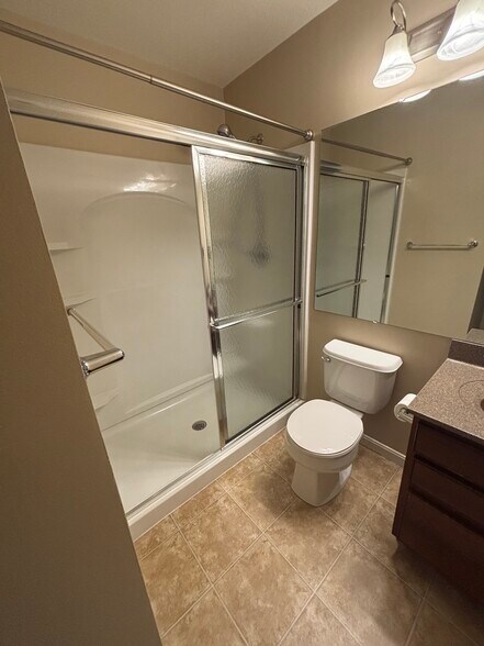 Primary Shower - 2365 Rolling Hills Dr