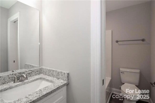 Building Photo - 3973 Newhall Dr NW