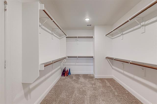 Building Photo - 802 Tennessee Dr