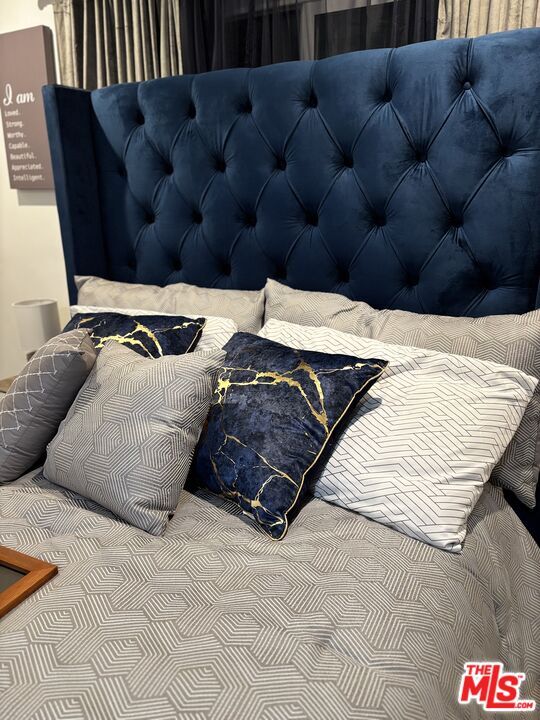 Building Photo - 1377 S Sultana Ave