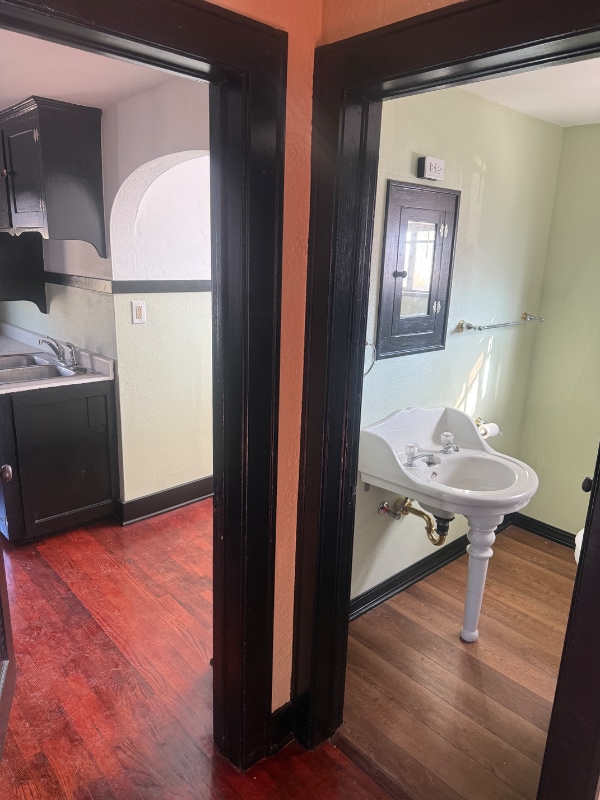 Building Photo - 101 Gray