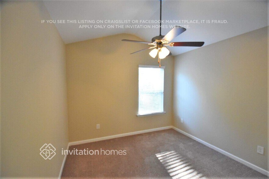 Building Photo - 864 Lobdale Falls Dr